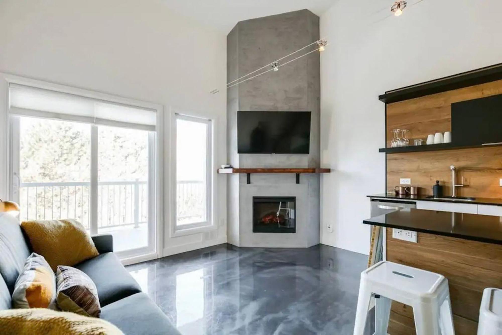 Condo Moderne, Escapade Vacance, Vue Sur Montagnes Экстерьер фото